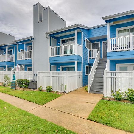 Romantic Galveston Retreat Bay View, Pool Access! Exterior photo